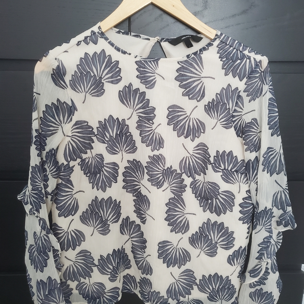 Vero Moda Women's Blouse Size Small